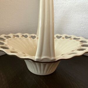 Lenox “Fluted Hearts” Basket / Pierced Heart Bowl Dish 24K Gold Trim